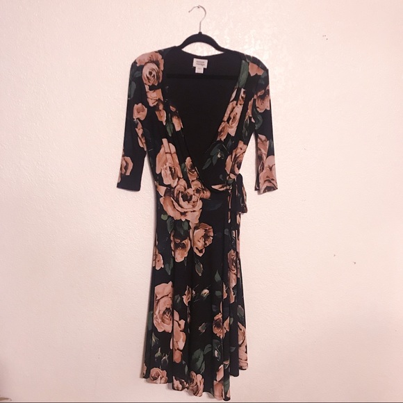 Unique Vintage Dresses & Skirts - Unique Vintage Kelsie Wrap Dress in Rose Print SZL